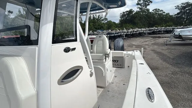 Slide: The Image of Sea Pro 262 CC 2025 - 27