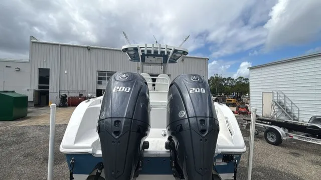 Slide: The Image of Sea Pro 262 CC 2025 - 5