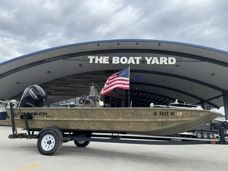 Slide: The Image of 2020 Tracker Grizzly 1860 CC boat on trailer at The Boat Yard. - 5