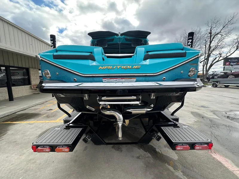 Slide: The Image of Nautique G23 2025 - 3