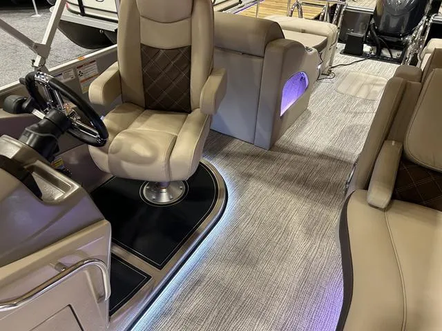 Slide: The Image of SunCatcher Elite Series 324SS W/Yamaha 300 2025 - 13