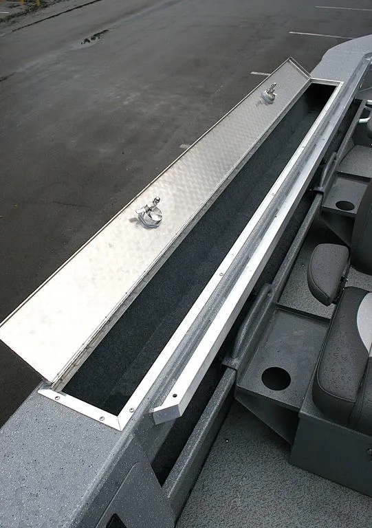Slide: The Image of Thunder Jet Rush Open Tiller 2026 - 11