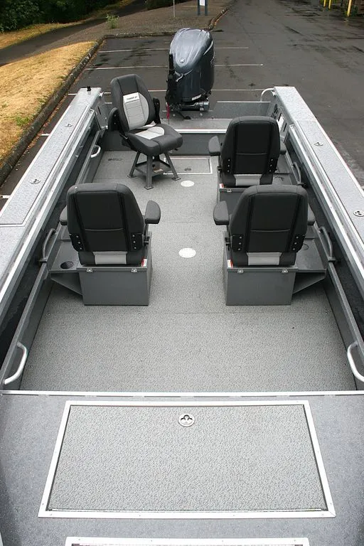 Slide: The Image of Thunder Jet Rush Open Tiller 2026 - 5