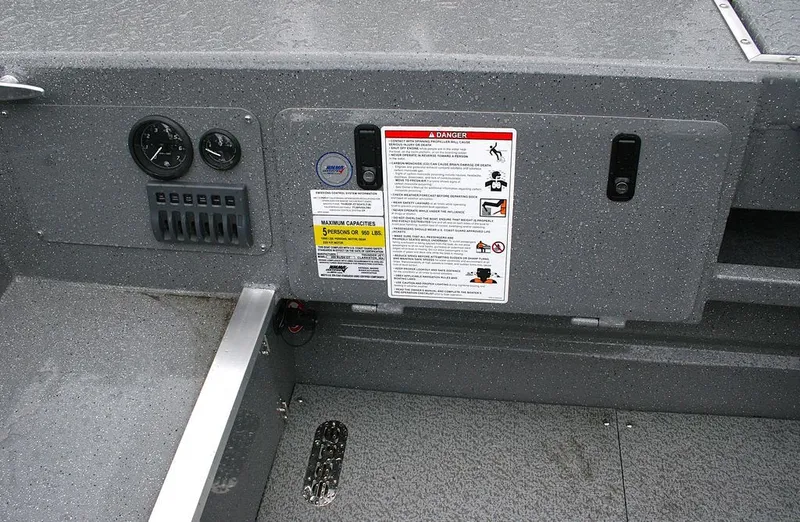 Slide: The Image of Thunder Jet Rush Open Tiller 2026 - 10