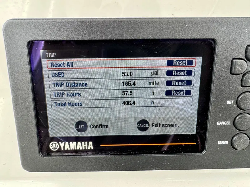 Slide: The Image of Yamaha trip display showing fuel usage, distance, and hours for BlackJack 256 Bay, 2020 model. - 14