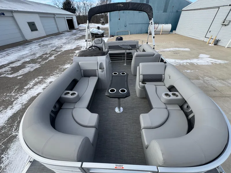 Slide: The Image of 2021 Bennington L 21 Swingback pontoon boat with spacious seating and modern design. - 8