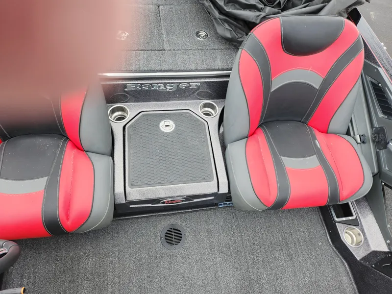 Slide: The Image of Ranger Z521L 2020 - 20