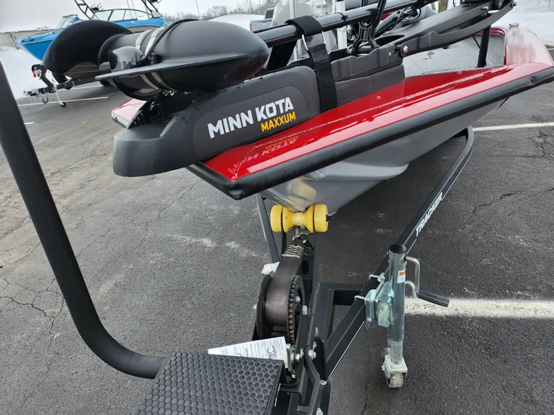 Slide: The Image of 2019 Tracker Pro Team 190 TX Tournament Edition with Minn Kota Maxxum motor on trailer. - 7