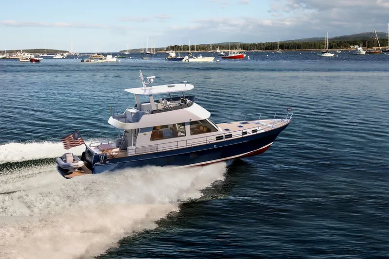 The Image of Hunt 56 Flybridge 2027 - undefined
