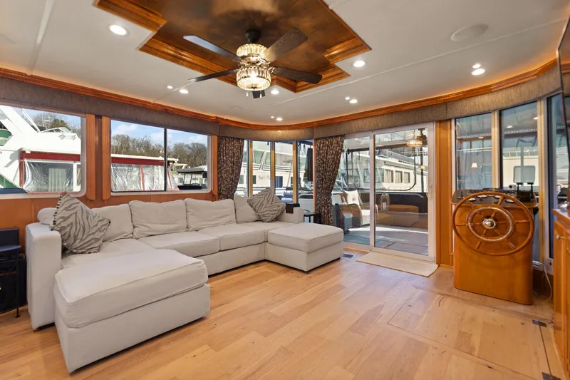 Slide: The Image of Luxurious 2011 Horizon 18 X 82 houseboat interior with spacious living area and elegant decor. - 19