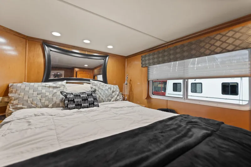 Slide: The Image of Luxurious bedroom interior of 2011 Horizon 18 X 82 Houseboat with modern decor. - 26