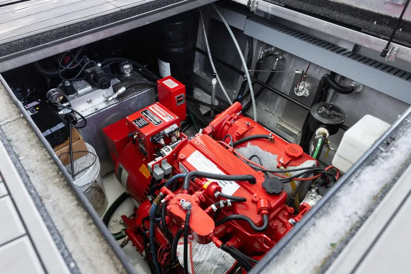 Slide: The Image of Horizon 18 X 82 Houseboat 2011 - 59