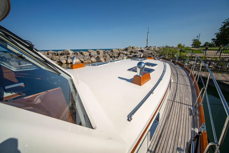 Slide: The Image of Grand Banks 58 Eastbay FB 2004 - 108