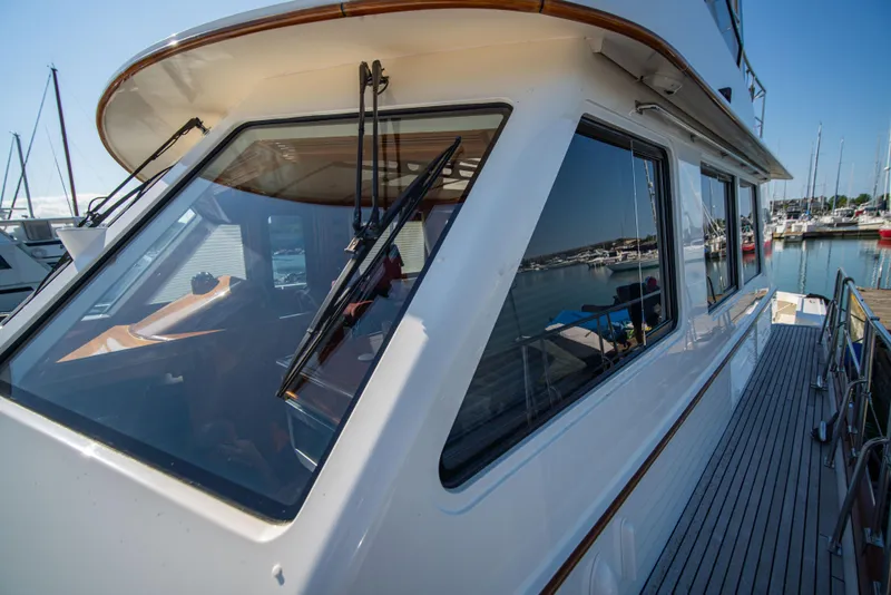 Slide: The Image of Grand Banks 58 Eastbay FB 2004 - 113