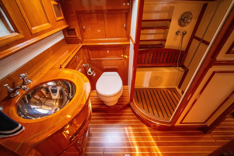 Slide: The Image of Grand Banks 58 Eastbay FB 2004 - 50