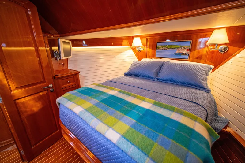 Slide: The Image of Grand Banks 58 Eastbay FB 2004 - 63