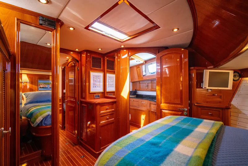 Slide: The Image of Grand Banks 58 Eastbay FB 2004 - 64