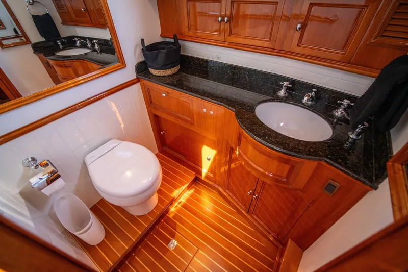 Slide: The Image of Grand Banks 58 Eastbay FB 2004 - 67