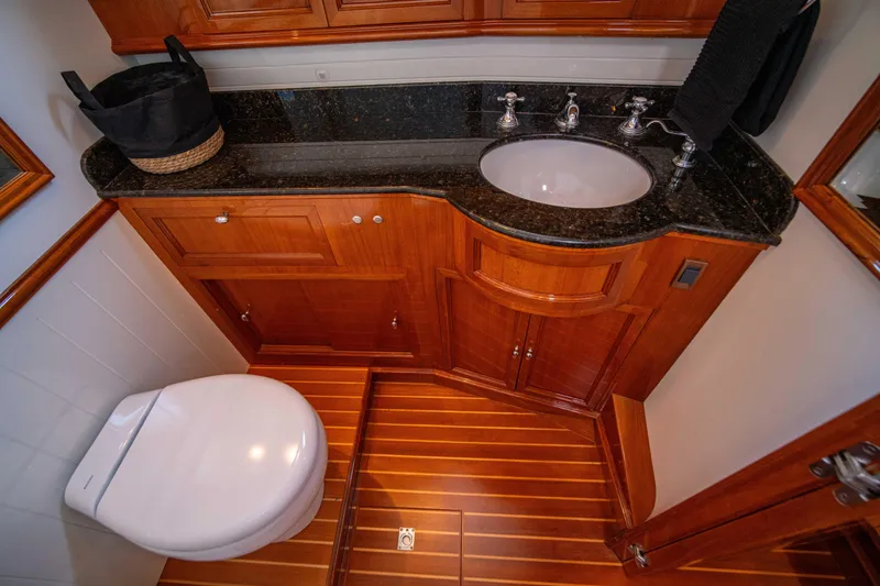 Slide: The Image of Grand Banks 58 Eastbay FB 2004 - 68