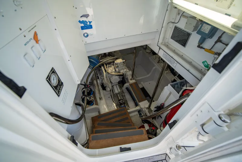 Slide: The Image of Grand Banks 58 Eastbay FB 2004 - 88