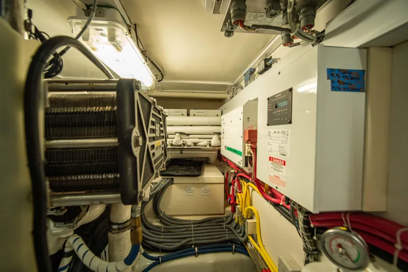 Slide: The Image of Grand Banks 58 Eastbay FB 2004 - 98