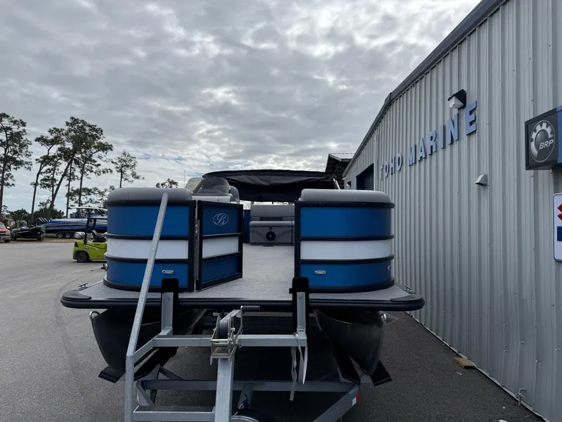 Slide: The Image of 2025 Bentley Pontoons 20 Legacy boat on trailer at dealership. - 4