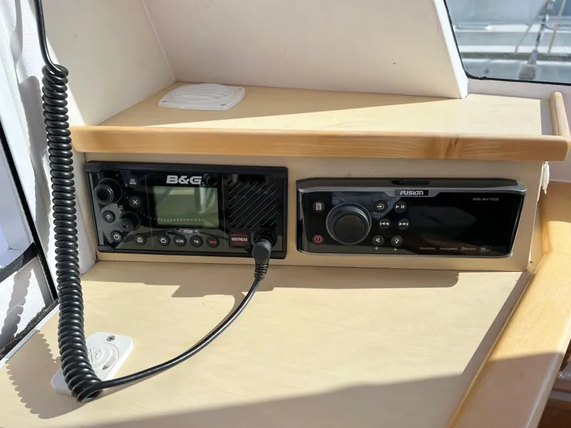 Slide: The Image of Fusion speaker on a 2020 Seawind 1260 yacht, mounted on a white surface. - 31
