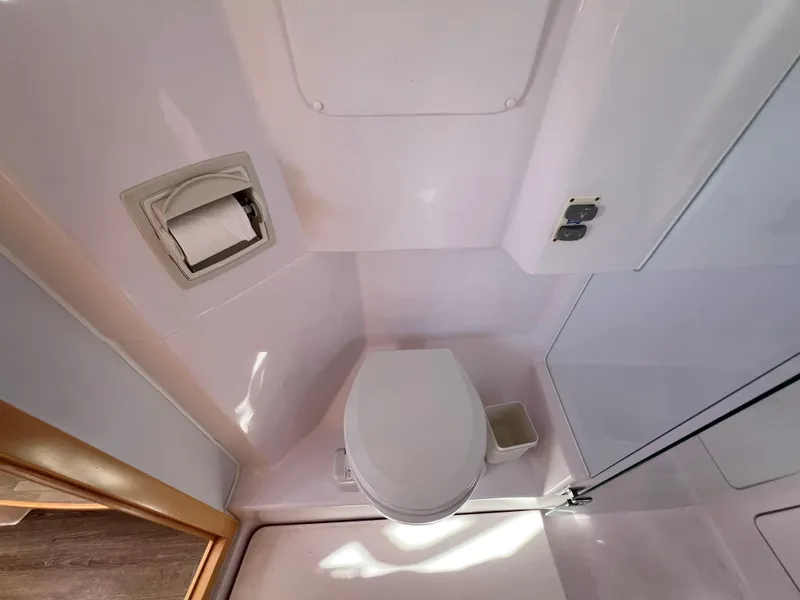 Slide: The Image of Seawind 1260 2020 - 53