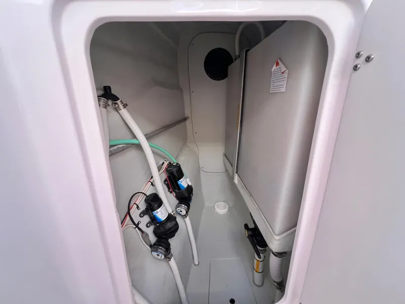 Slide: The Image of Seawind 1260 2020 - 80