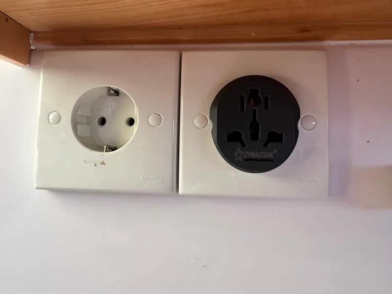 Slide: The Image of Seawind 1260 2020 - 88