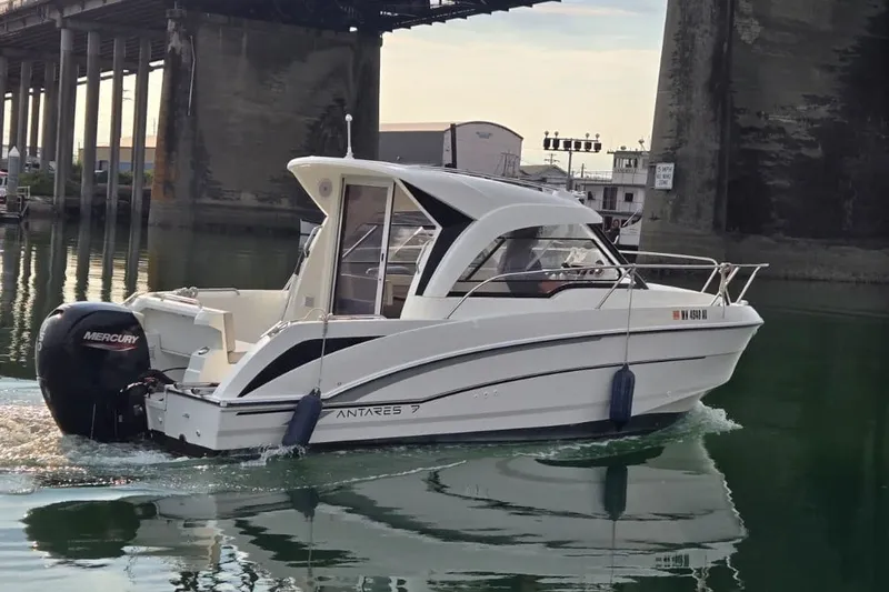 The Image of Beneteau Antares 7 2022 - undefined