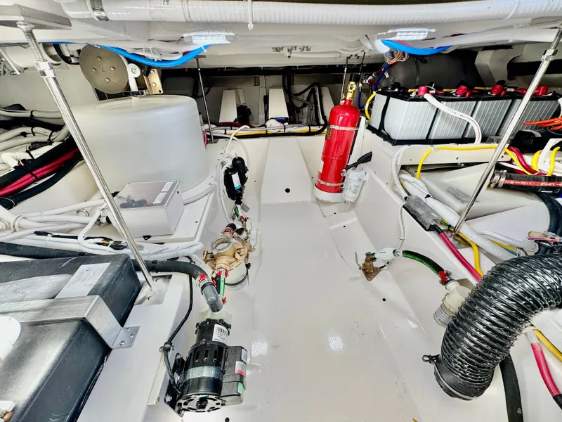 Slide: The Image of Tiara 43 LE 2025 - 64