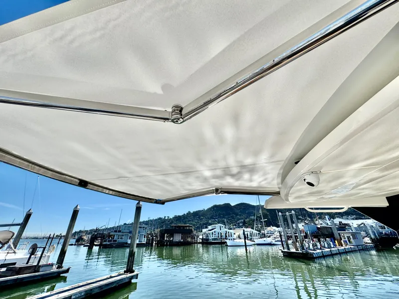 Slide: The Image of Tiara 43 LE 2025 - 71