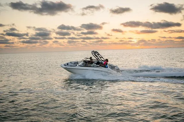 Slide: The Image of Yamaha AR195 2025 - 13