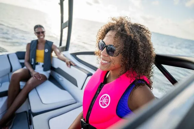 Slide: The Image of Yamaha AR195 2025 - 8