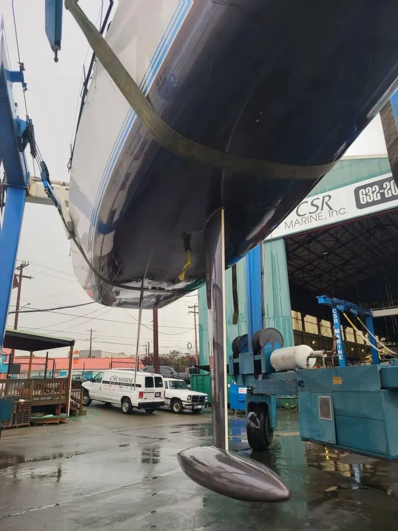 Slide: The Image of 2007 McConaghy Reichel/Pugh yacht in a boatyard, showing hull and keel. - 44