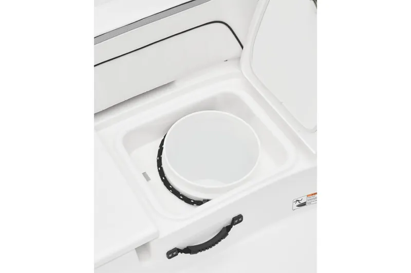 Slide: The Image of Yamaha 190 FSH Sport 2025 - 6