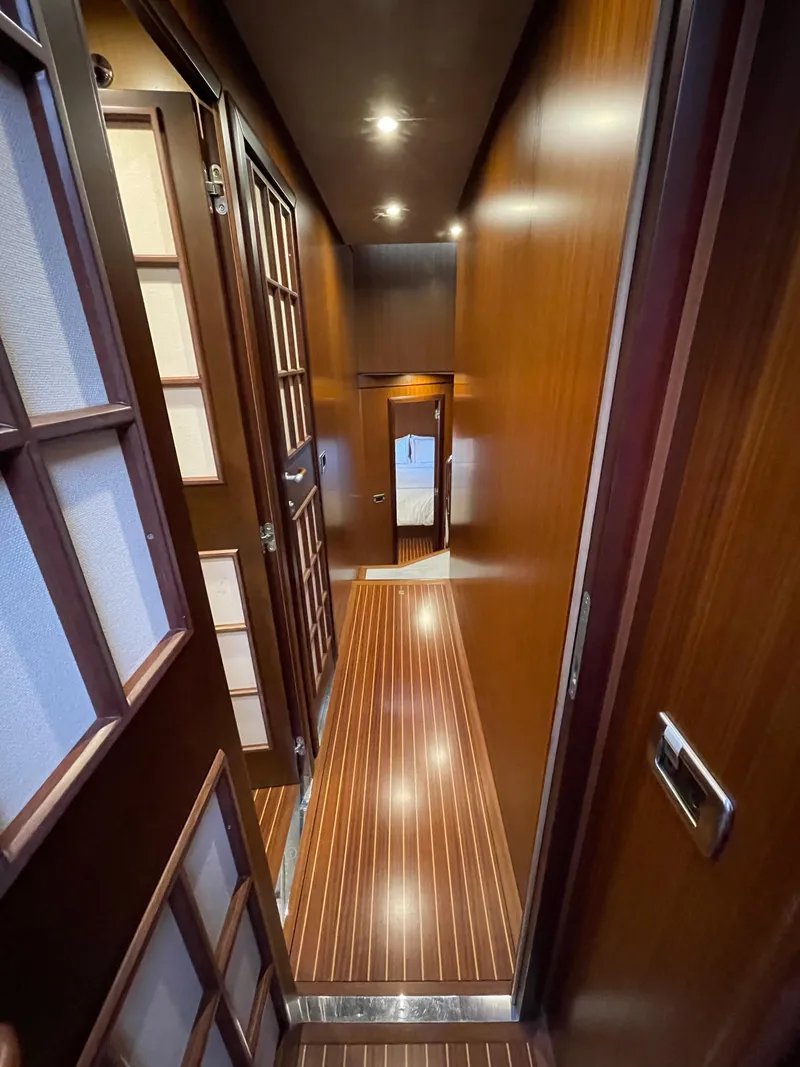 Slide: The Image of Mochi Craft Dolphin 2006 - 53