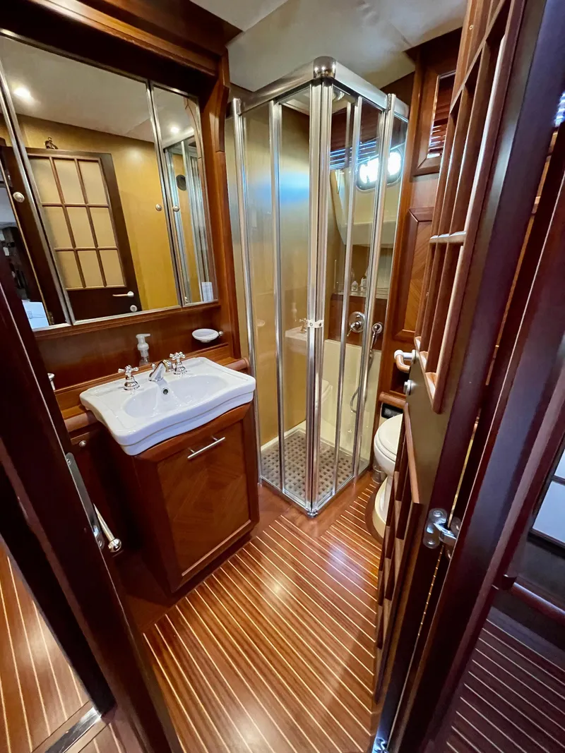 Slide: The Image of Mochi Craft Dolphin 2006 - 54