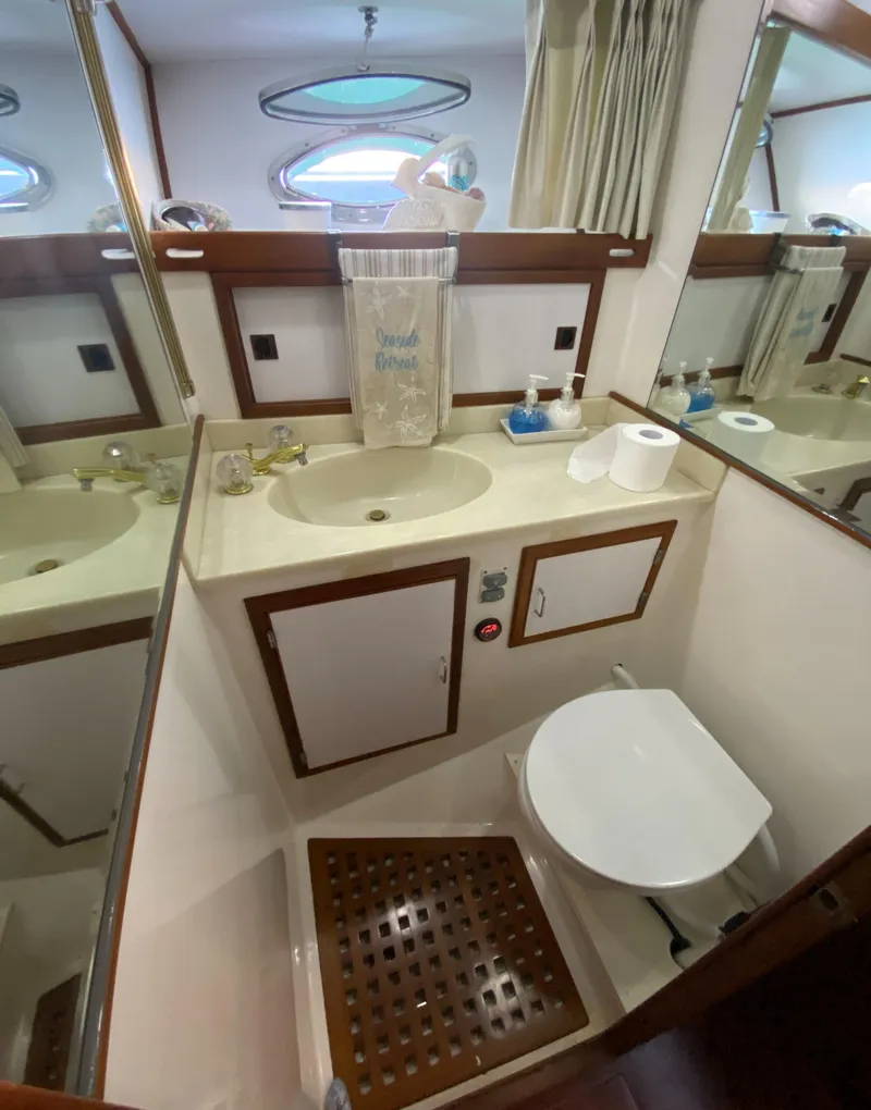 Slide: The Image of Lien Hwa McKinna 42 Aft Cabin 1991 - 65