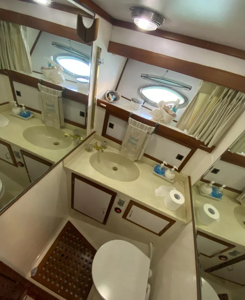 Slide: The Image of Lien Hwa McKinna 42 Aft Cabin 1991 - 66