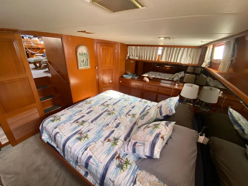 Slide: The Image of Lien Hwa McKinna 42 Aft Cabin 1991 - 73