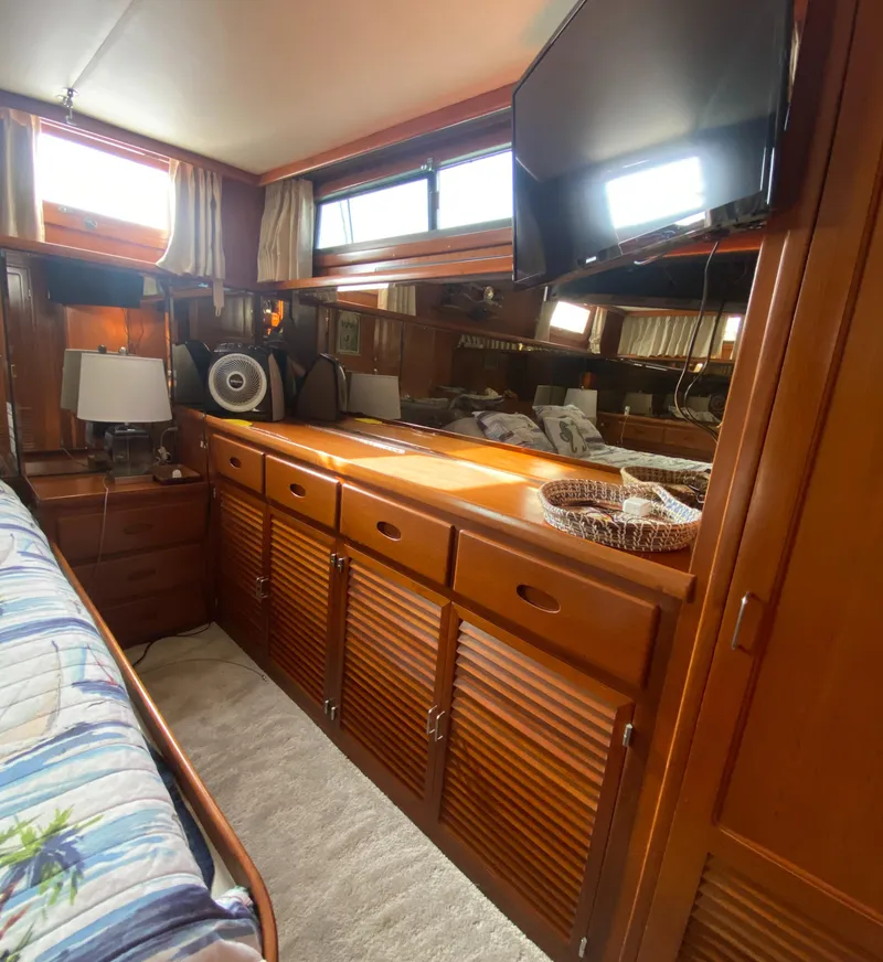 Slide: The Image of Lien Hwa McKinna 42 Aft Cabin 1991 - 75