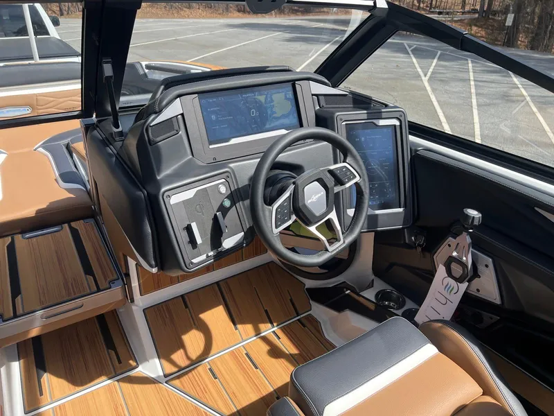 Slide: The Image of Supra SA 550 2025 - 23