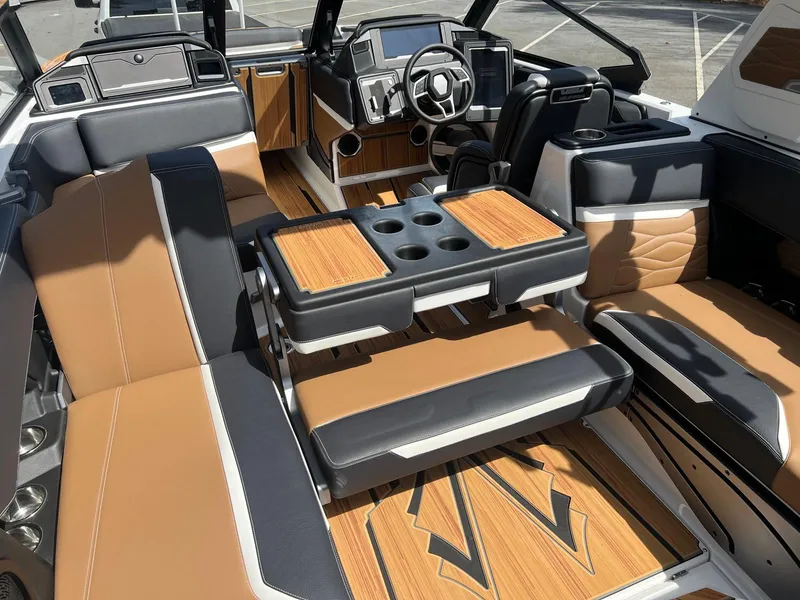 Slide: The Image of Supra SA 550 2025 - 34