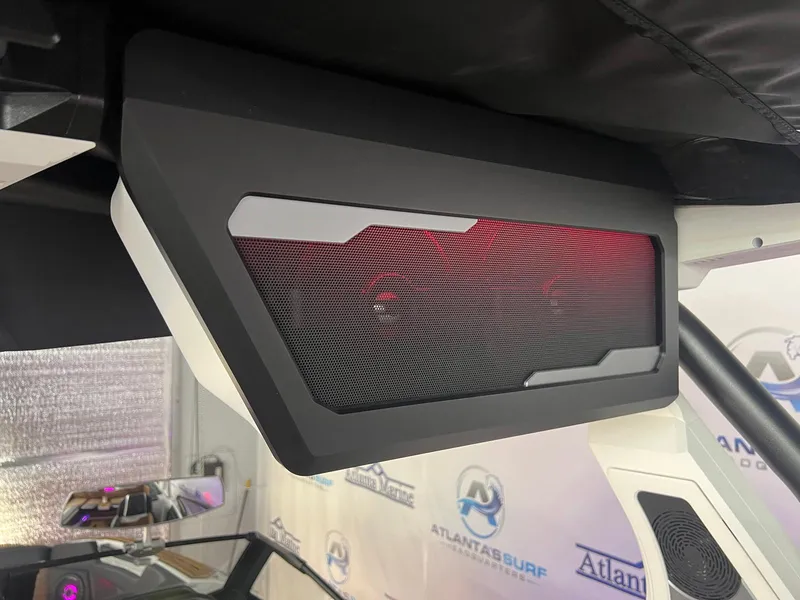 Slide: The Image of Supra SA 550 2025 - 43