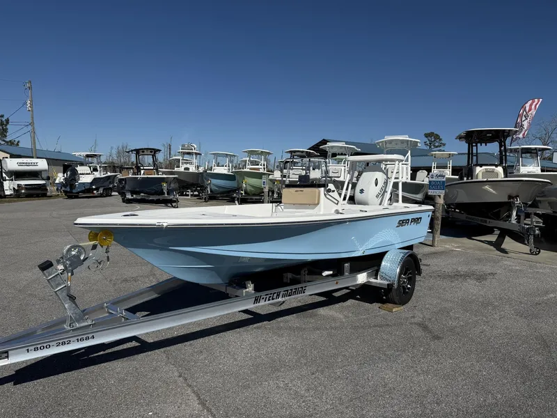 Slide: The Image of Sea Pro 172 Bay 2025 - 3