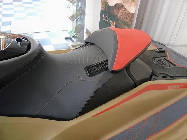 Slide: The Image of Sea-Doo RXP-X 325 2025 - 16