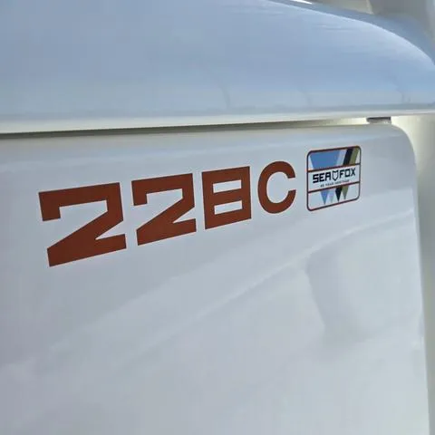 Slide: The Image of Sea Fox 228 Commander 2025 - 21