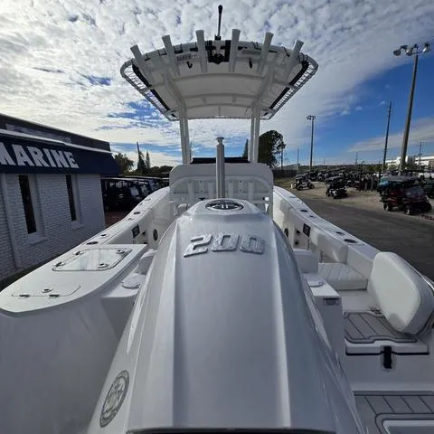 Slide: The Image of Sea Fox 228 Commander 2025 - 3